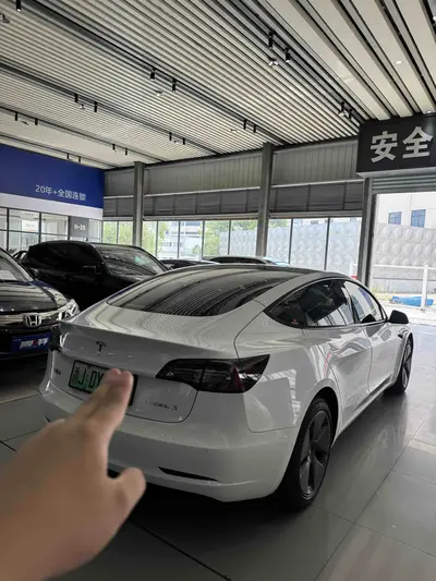 特斯拉 Model 3 2022款 后轮驱动版 thumbnail 5