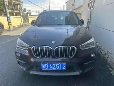 BMW X1 2018 sDrive20Li Leading thumbnail 3