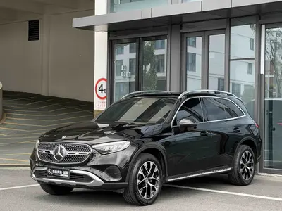 奔驰 GLC 2024款 级 GLC 260 L 4MATIC 动感型 5座 thumbnail 3