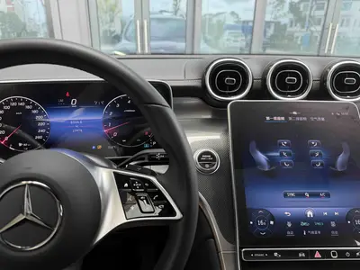 奔驰 GLC 2024款 级 GLC 260 L 4MATIC 动感型 5座 thumbnail 10