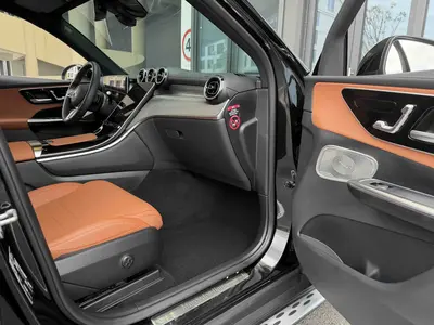 奔驰 GLC 2024款 级 GLC 260 L 4MATIC 动感型 5座 thumbnail 11
