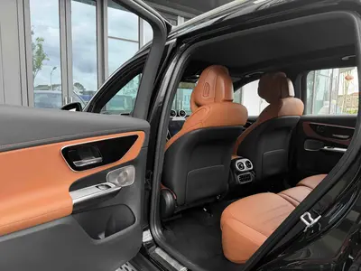奔驰 GLC 2024款 级 GLC 260 L 4MATIC 动感型 5座 thumbnail 16