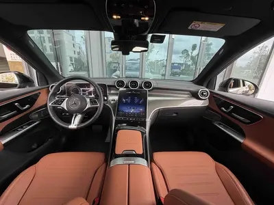 奔驰 GLC 2024款 级 GLC 260 L 4MATIC 动感型 5座 thumbnail 17