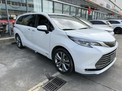 Toyota Sienna 2023 2.5LHybrid Ultimate thumbnail 3