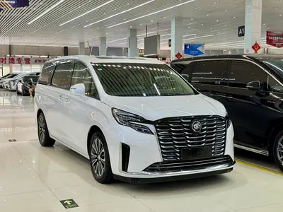 别克 GL8 2023款 ES陆尊 豪华型和悦版 thumbnail 3