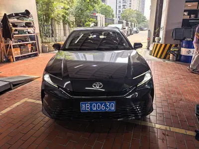 Toyota Camry 2024 Hybrid 2.0HG Premium thumbnail 4