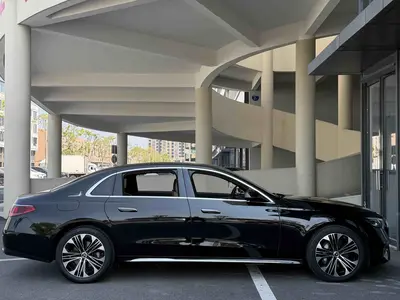 Mercedes-Benz E-Class 2025 E 300 L Luxury thumbnail 7