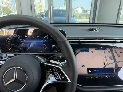 Mercedes-Benz E-Class 2025 E 300 L Luxury thumbnail 8
