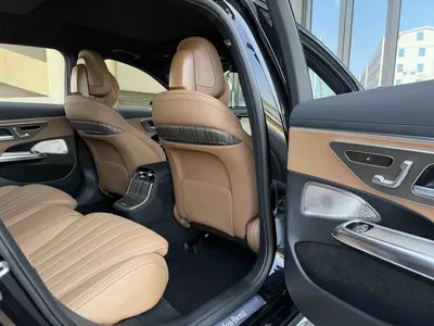 Mercedes-Benz E-Class 2025 E 300 L Luxury thumbnail 10