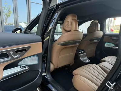 Mercedes-Benz E-Class 2025 E 300 L Luxury thumbnail 18