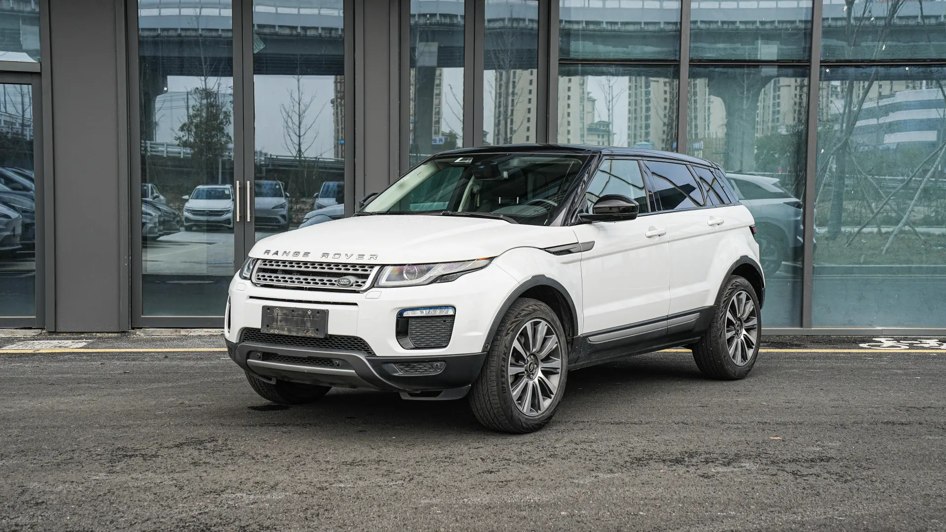 Land Rover Range Rover Evoque 2018 240PS SE Ed | FOB $14005