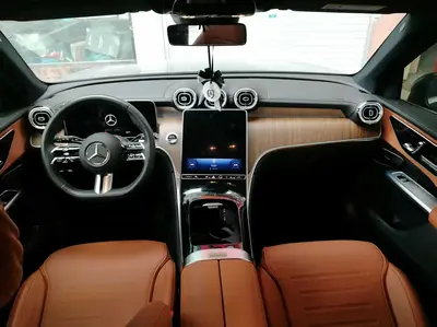 Mercedes-Benz GLC 2024 -Class GLC 300 L 4MATIC Sport 5-Seat thumbnail 6