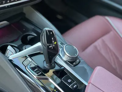 BMW 5 Series 2023 530Li Leading MM Sport thumbnail 18