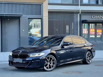 BMW 5 Series 2023 530Li Leading MM Sport thumbnail 1