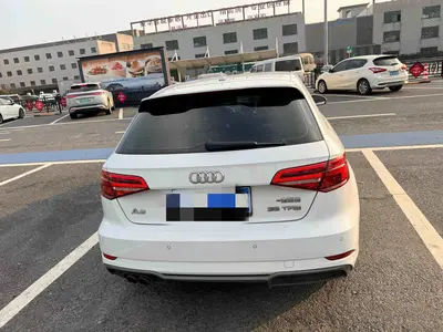 Audi A3 2019 Sportback 35 TFSI Fashion thumbnail 3