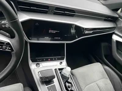 奥迪 A6L 2024款 40 TFSI 豪华动感型
