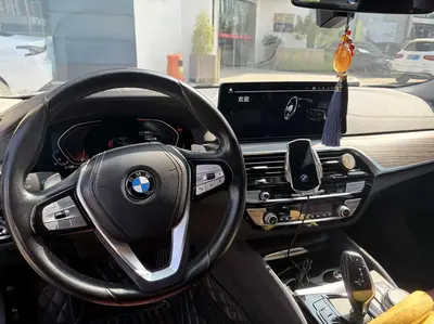 BMW 5 Series 2021 Facelift 530Li Prestige Luxury Pack thumbnail 6