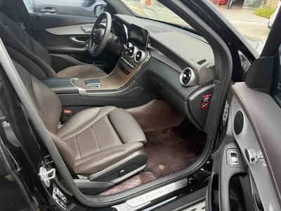 Mercedes-Benz GLC 2020 -Class GLC 260 L 4MATIC Sport thumbnail 8