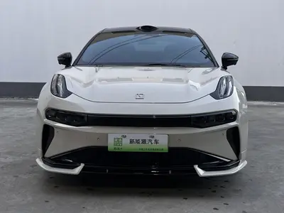 极氪 001 2025款 WE版 95kWh 四驱 thumbnail 3