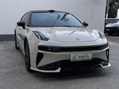 极氪 001 2025款 WE版 95kWh 四驱 thumbnail 4