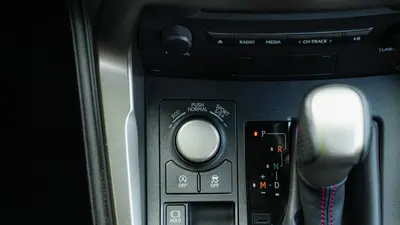 雷克萨斯 NX 2015款 200t 全驱 F SPORT thumbnail 21