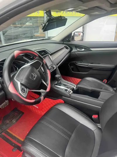 Honda Civic 2019 220TURBO CVTSporty thumbnail 3