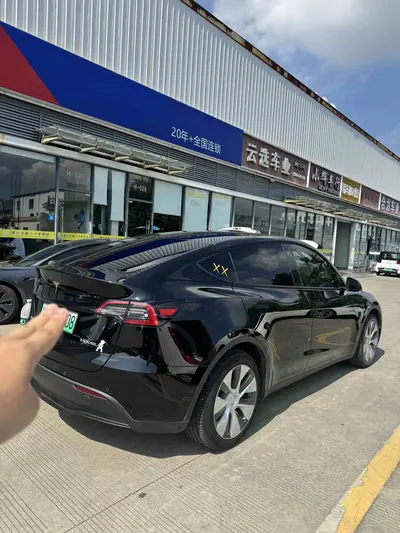 特斯拉 Model Y 2022款 改款 后轮驱动版 thumbnail 5