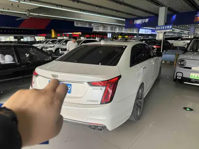 Cadillac CT6 2022款 28T 尊贵型