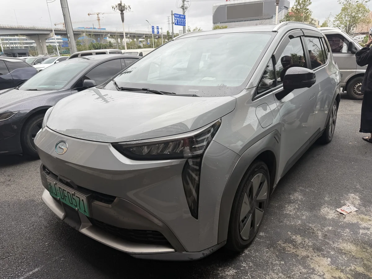 埃安 AION Y 2022款 70 乐享版 磷酸铁锂 - 1