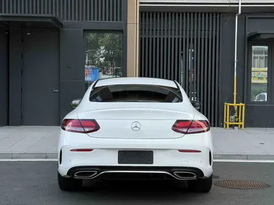 奔驰 C级(进口) 2019款 C 260 轿跑车 thumbnail 6