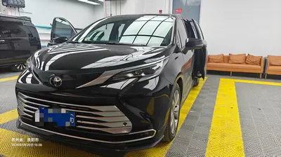 丰田 赛那SIENNA 2023款 2.5L混动 铂金版 thumbnail 3