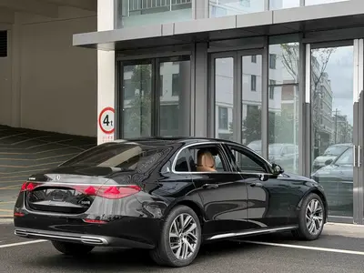 奔驰 E级 2024款 改款 E 300 L 时尚型 thumbnail 11