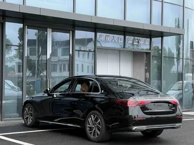奔驰 E级 2024款 改款 E 300 L 时尚型 thumbnail 12