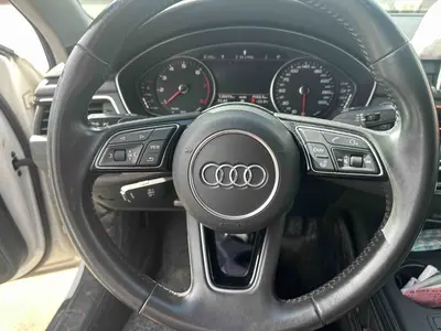 奥迪 A4L 2017款 40 TFSI 风尚型