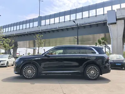 鸿蒙智行 问界M8 2025款 增程 Max+版 53.4kWh 6座版(192线激光雷达) thumbnail 4