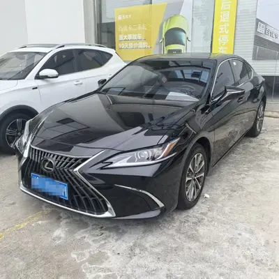 Lexus ES 2024 200 Supreme thumbnail 1
