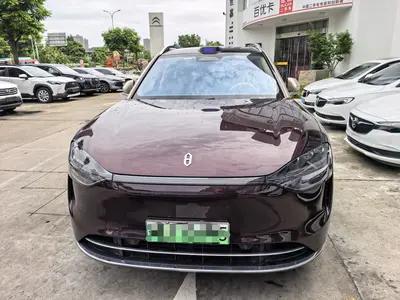 鸿蒙智行 问界M9 2025款 增程 Ultra版 52kWh 6座版(192线激光雷达) thumbnail 3