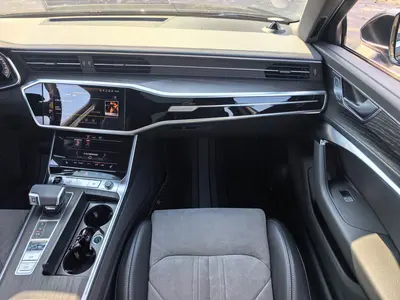 Audi A6L 2024 45 TFSI quattro Premium Sport thumbnail 15