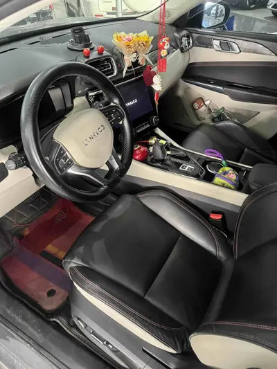 Lynk & Co 02 2018 1.5T DCT2WDYaoPro thumbnail 3