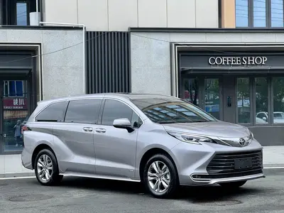 丰田 赛那SIENNA 2024款 2.5L混动 舒适版 thumbnail 4