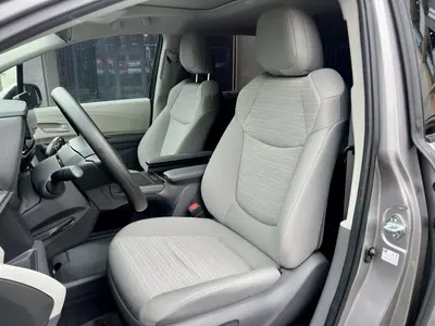 丰田 赛那SIENNA 2024款 2.5L混动 舒适版 thumbnail 12