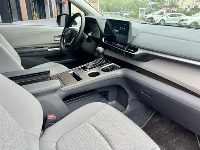 丰田 赛那SIENNA 2024款 2.5L混动 舒适版 thumbnail 16