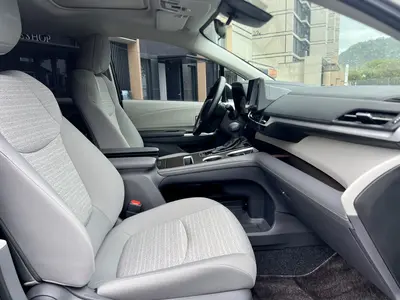 丰田 赛那SIENNA 2024款 2.5L混动 舒适版 thumbnail 17