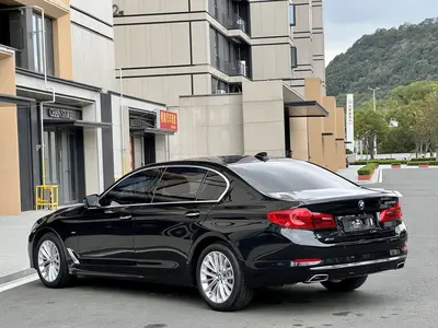 BMW 5 Series 2018 Facelift 530Li Leading Luxury Pack thumbnail 6