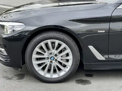 BMW 5 Series 2018 Facelift 530Li Leading Luxury Pack thumbnail 10