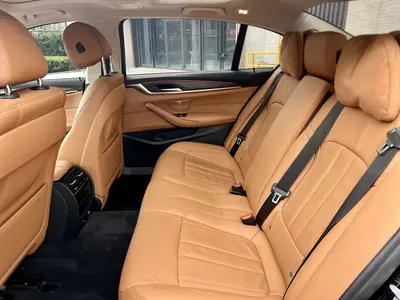 BMW 5 Series 2018 Facelift 530Li Leading Luxury Pack thumbnail 13