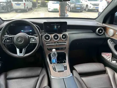 奔驰 GLC 2022款 级 改款 GLC 300 L 4MATIC 豪华型 thumbnail 9