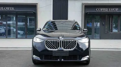 宝马 X3 2025款 25L xDrive 豪华套装 thumbnail 3