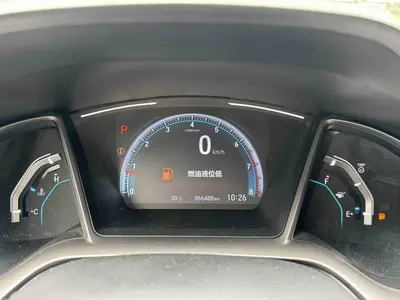 本田 思域 2021款 HATCHBACK 220TURBO CVT新锐控 thumbnail 9