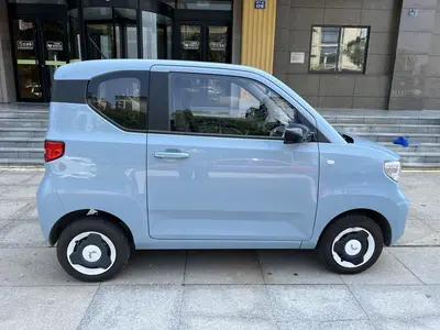 五菱汽车 宏光MINIEV 2022款 宏光MINI EV 马卡龙时尚款 磷酸铁锂 thumbnail 4